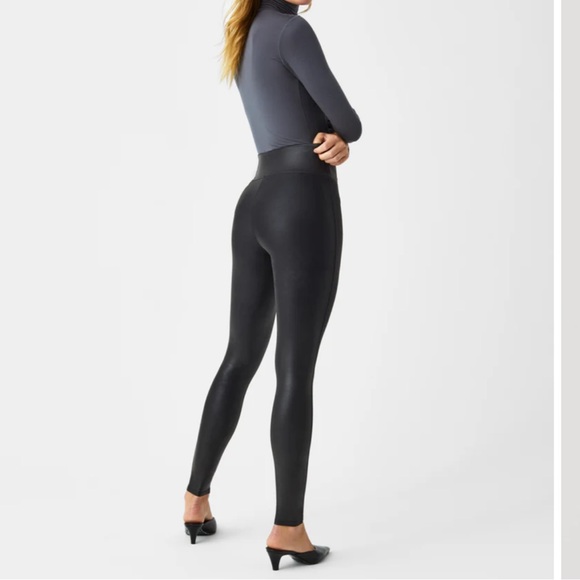 SPANX Faux Leather Leggings - Picture 10 of 11